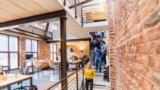 Tucson vs. Phoenix: Tech Job Market Comparison 